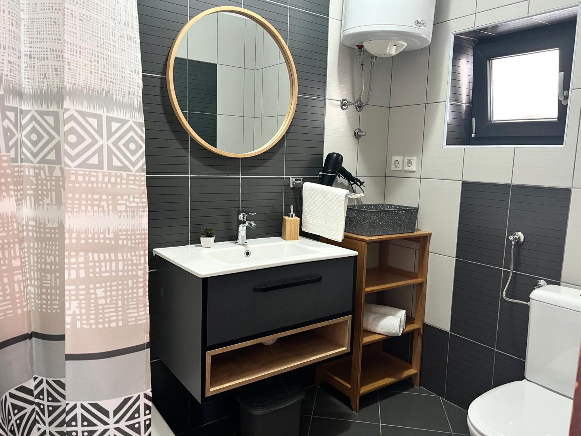 Apartments Maro Сен Екстериор снимка