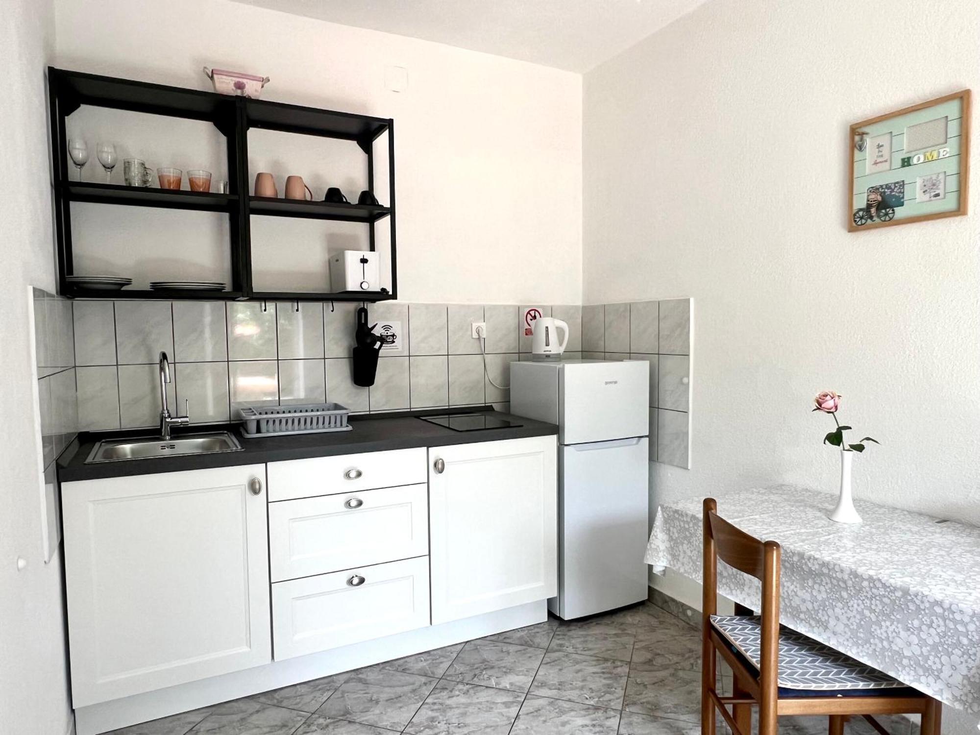 Apartments Maro Сен Екстериор снимка