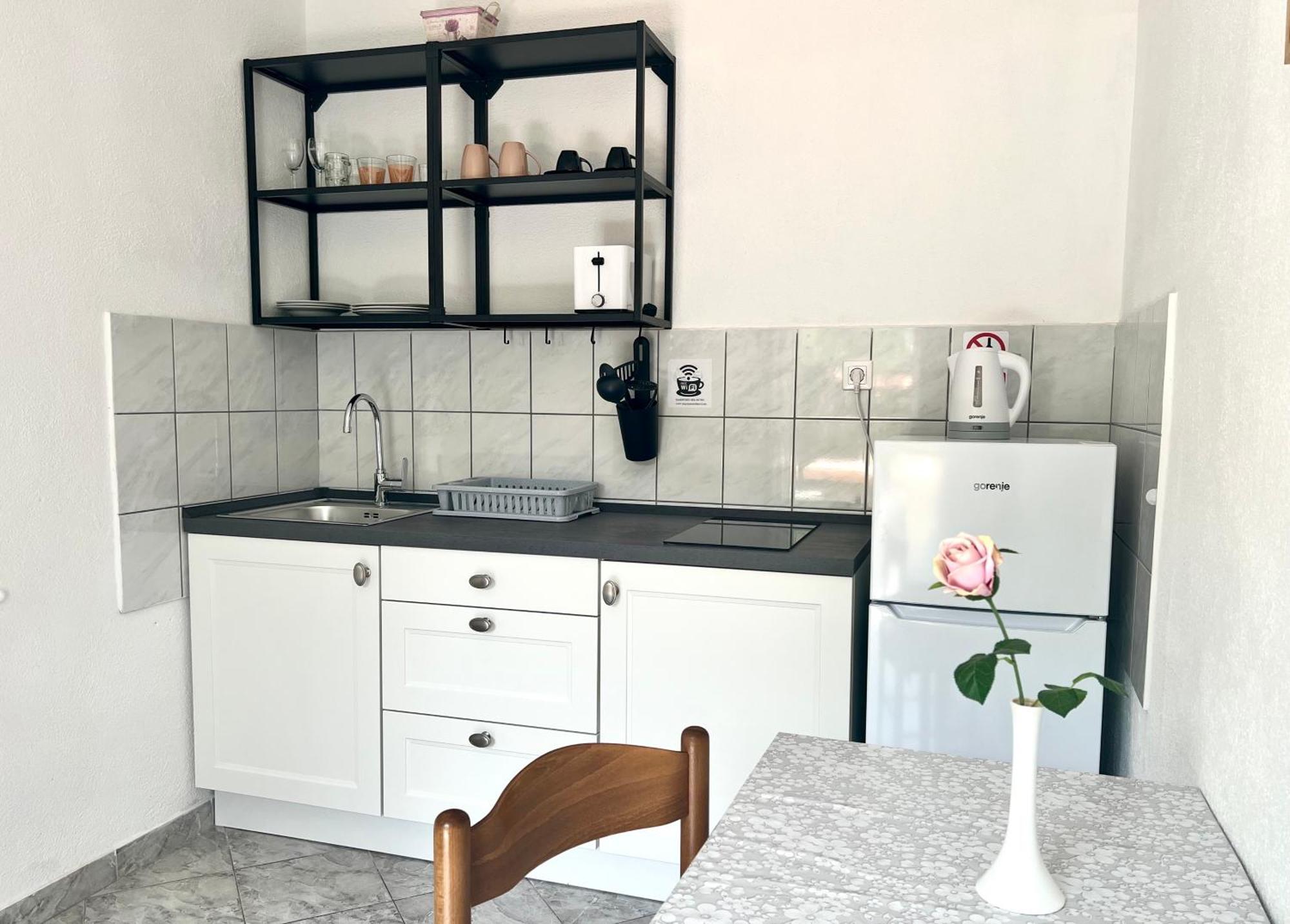 Apartments Maro Сен Екстериор снимка